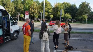 Polazak na ekskurziju - Letnja škola srpskog jezika Serbonika